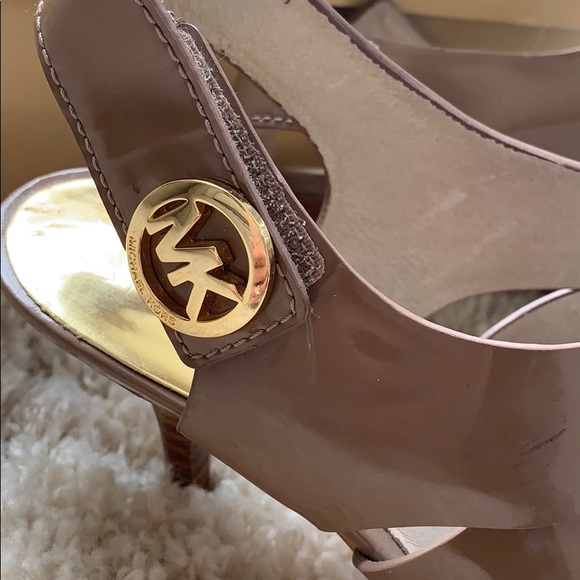 Michael Kors - Picture 3 of 5